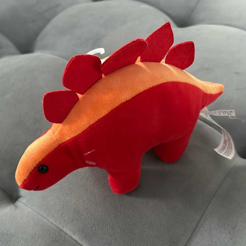 NWT Gund Dino Chatter Stegosaurus Red and Orange Soft Plushie with ROARING sound